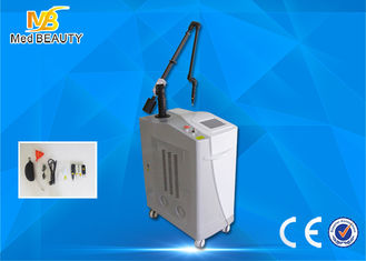 China Medische van het de Verwijderingsmateriaal van de Lasertatoegering Dubbele Lampen 1064nm 585nm 650nm 532nm leverancier